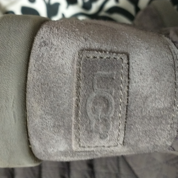 Ugg boots adult size 5 Gray - Picture 7 of 9
